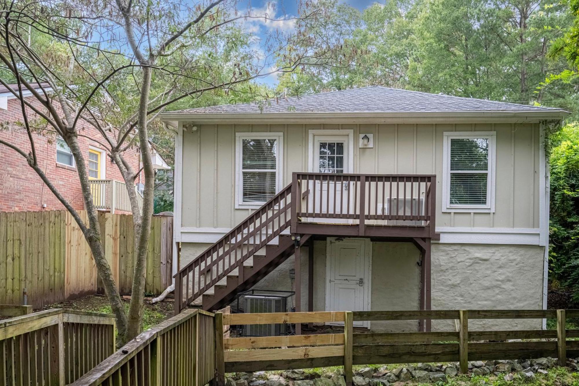 Charming 2Br Bungalow 4 Minutes To Duke University Durham Ngoại thất bức ảnh