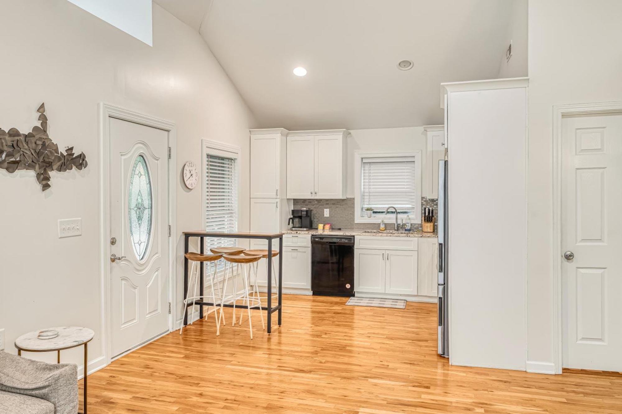 Charming 2Br Bungalow 4 Minutes To Duke University Durham Ngoại thất bức ảnh