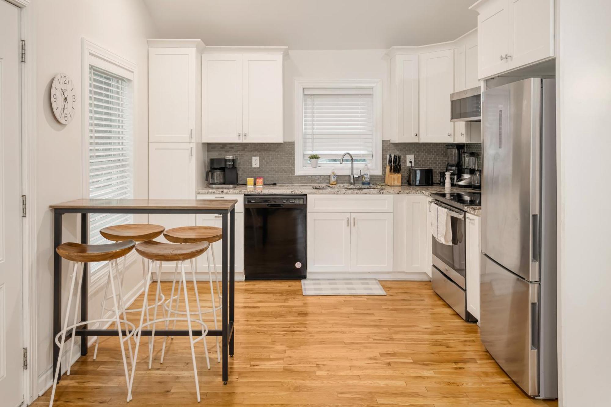 Charming 2Br Bungalow 4 Minutes To Duke University Durham Ngoại thất bức ảnh