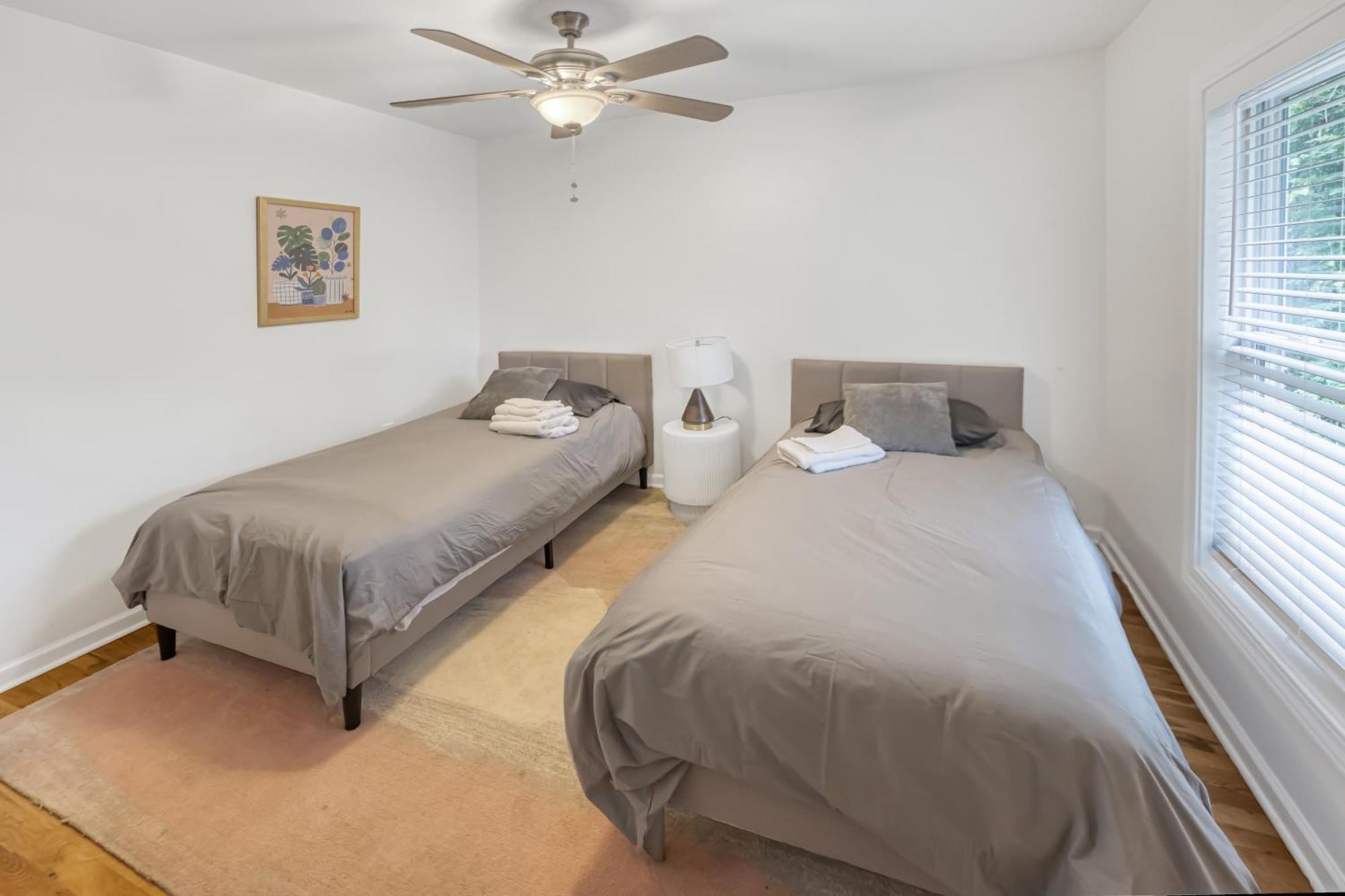 Charming 2Br Bungalow 4 Minutes To Duke University Durham Ngoại thất bức ảnh